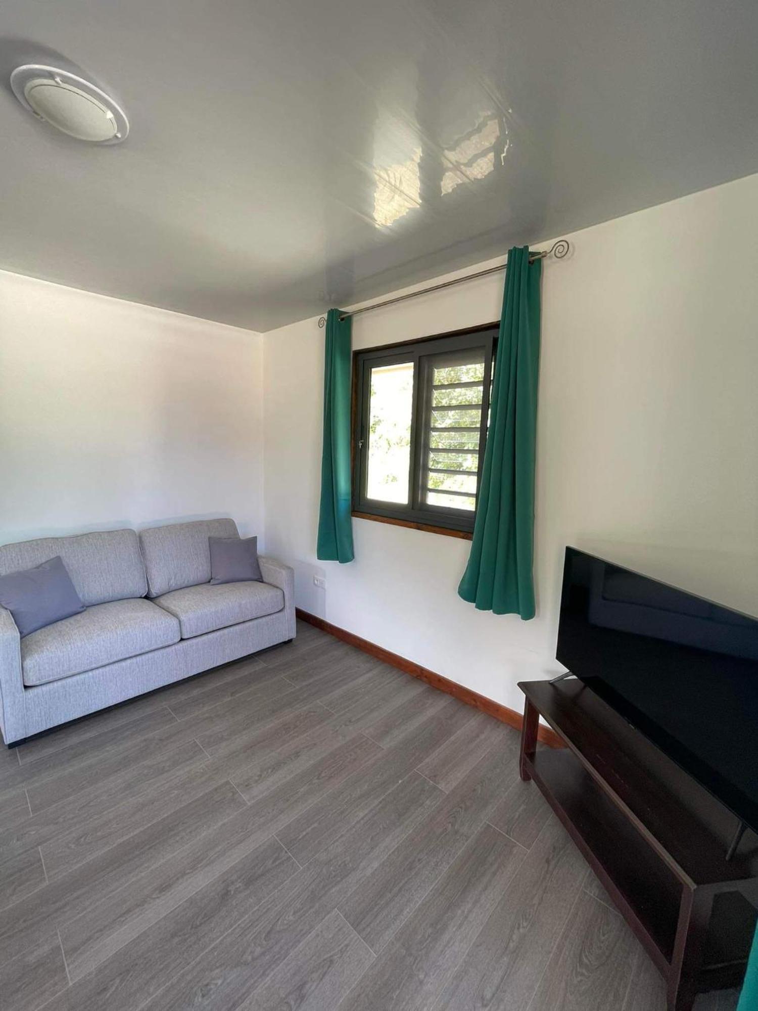 Parea Lodge Huahine Bungalow F2 #Miti Exterior photo